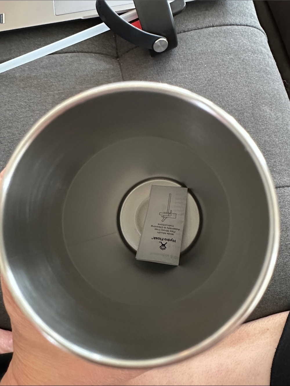 NEW- Indigo 32oz Hydro Flask - Picture 4 of 7